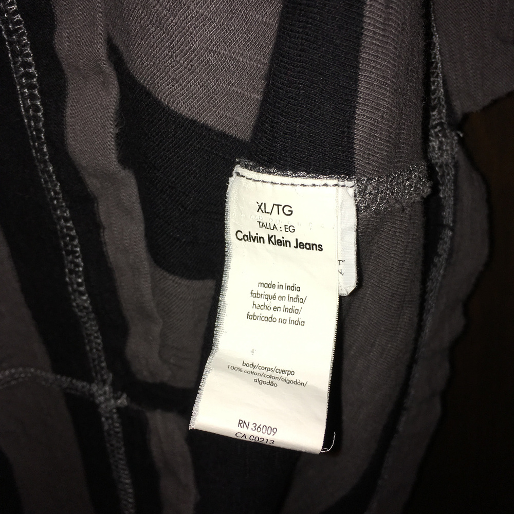 Calvin Klein Jeans Polo Shirt🤑👀 - Picture 4 of 7